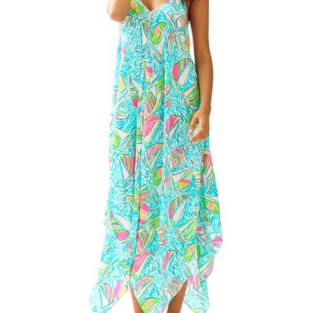 LILLY PULITZER You Gotta Regatta Handkerchief Hem